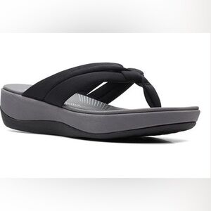 Clarks® Cloudsteppers Arla Kaylie Women's Flip
Flop Sandals Size 9